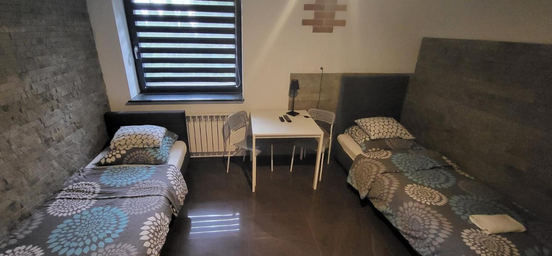 M Hostel Gliwice Exteriör bild