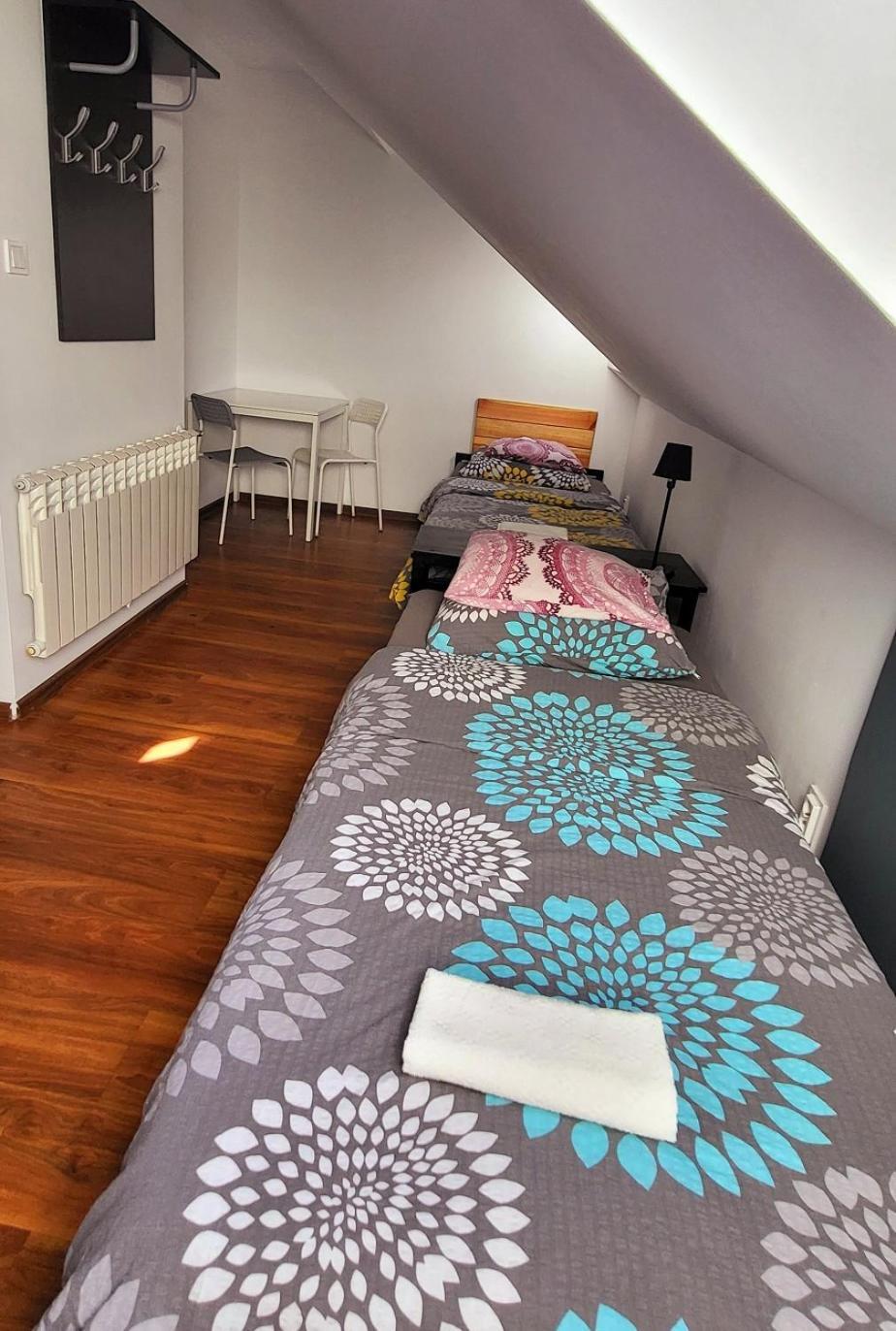 M Hostel Gliwice Exteriör bild