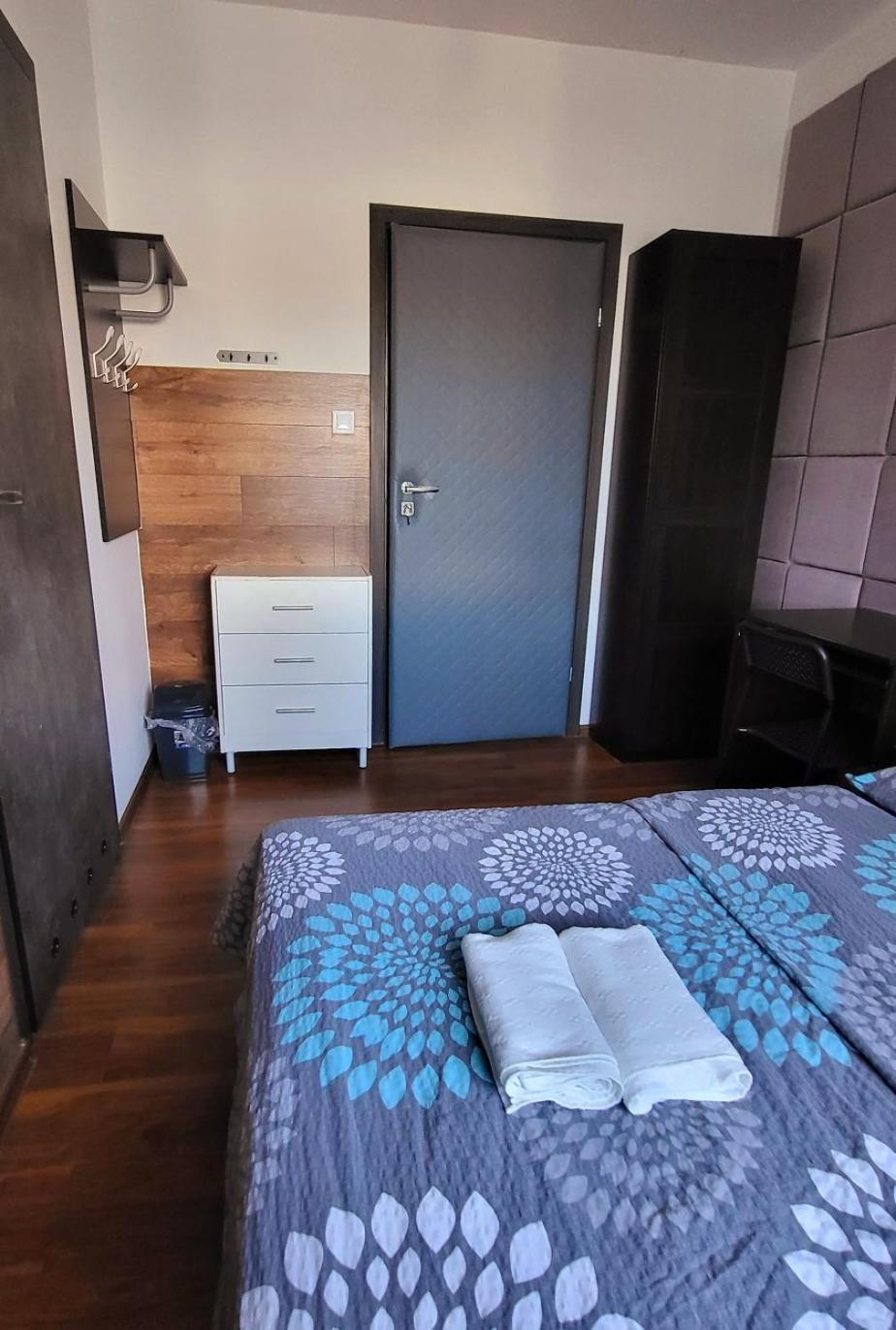 M Hostel Gliwice Exteriör bild